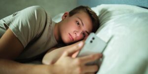 Thus TikTok contents on extreme diets are increasing eating disorders among young people: the disturbing investigation