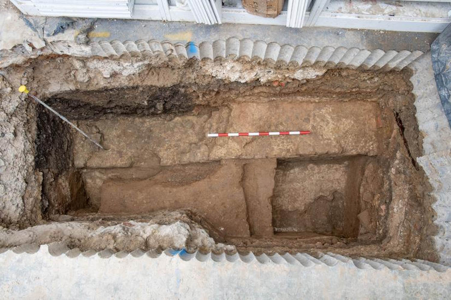 Incredible discovery in London! An ancient Basilica of the Roman era was found under a commercial building