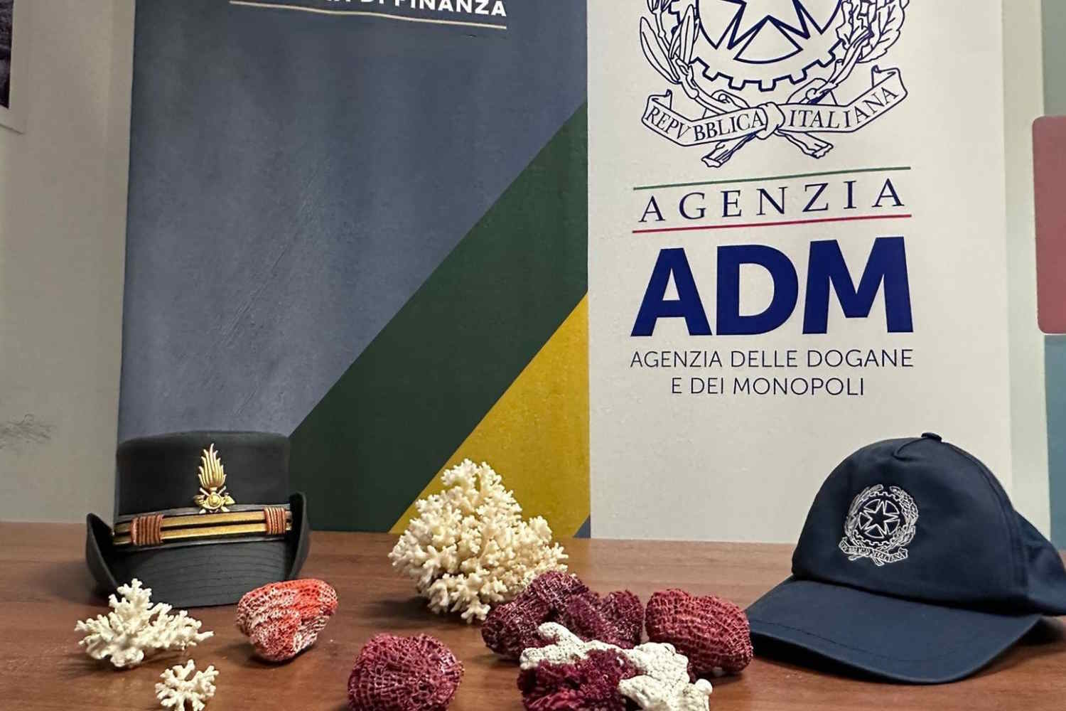 coralli sequestro bari