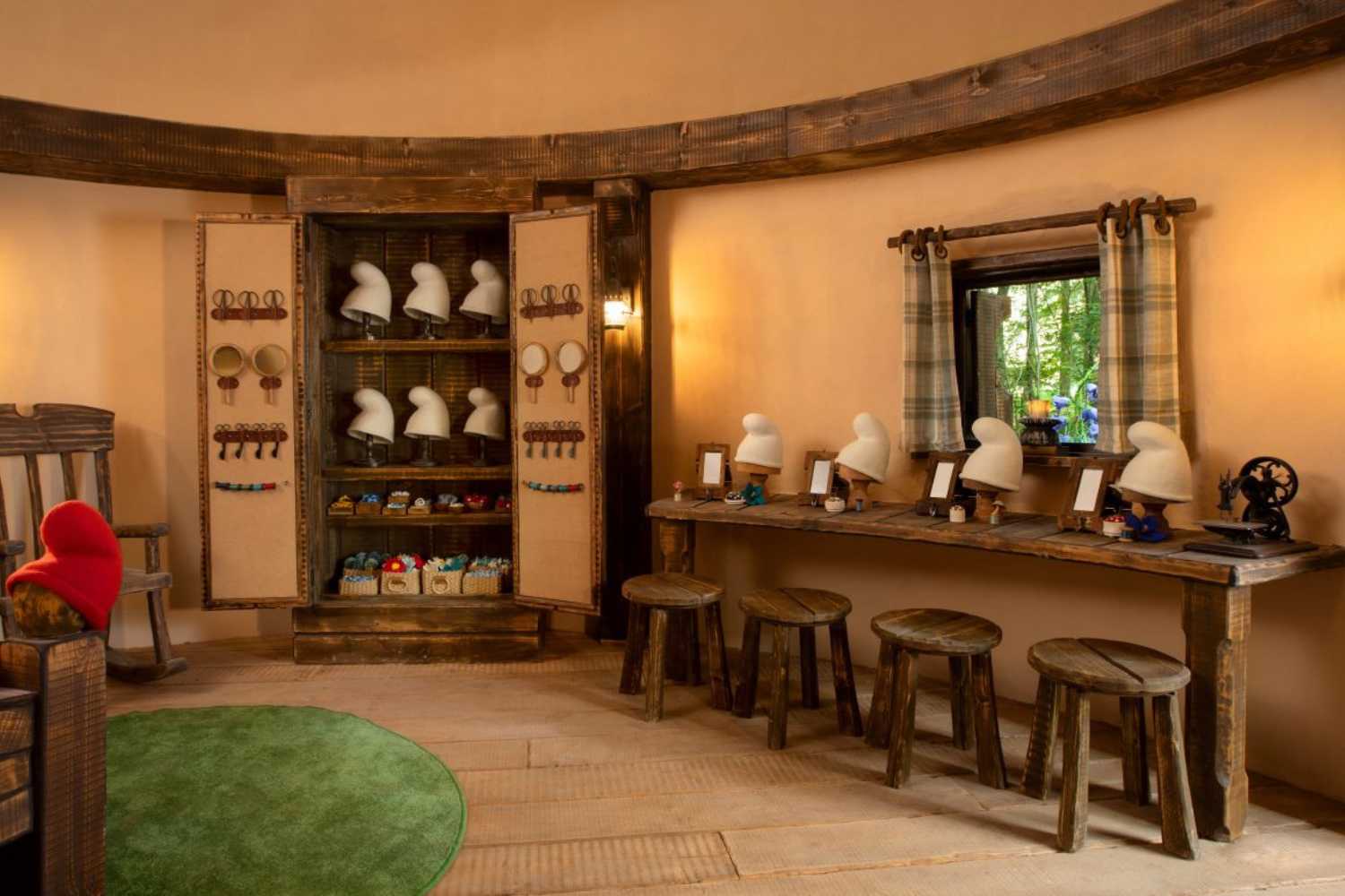 Airbnb 2 Smurf House