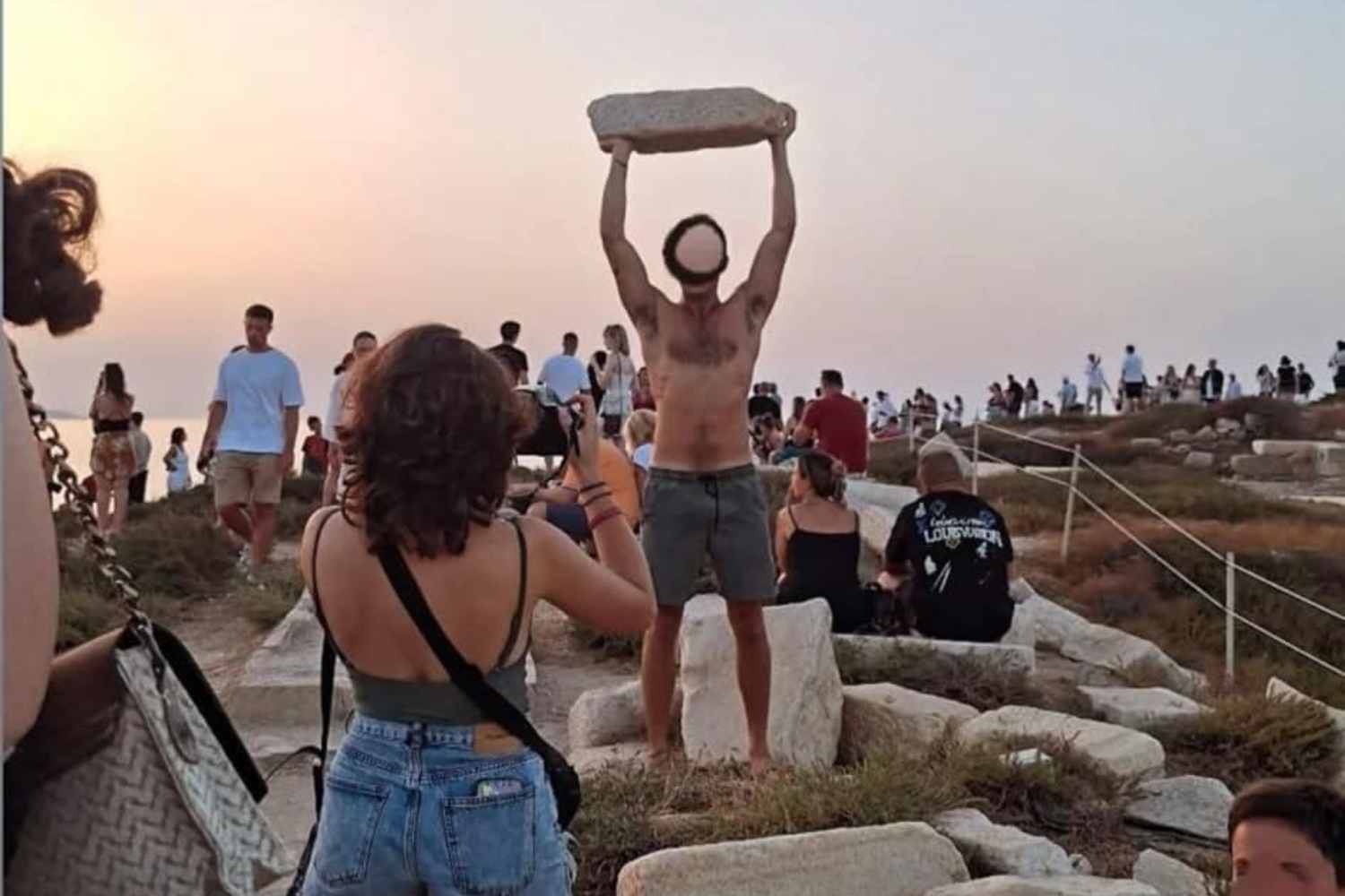 turista naxos