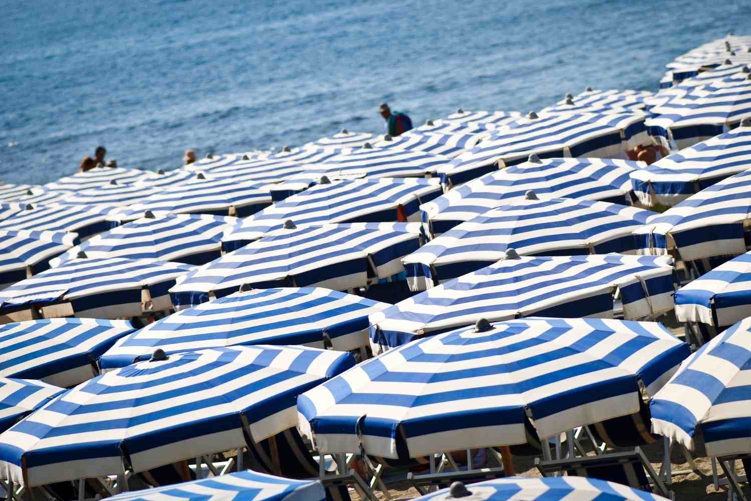 spiaggia_affollata_Italia
