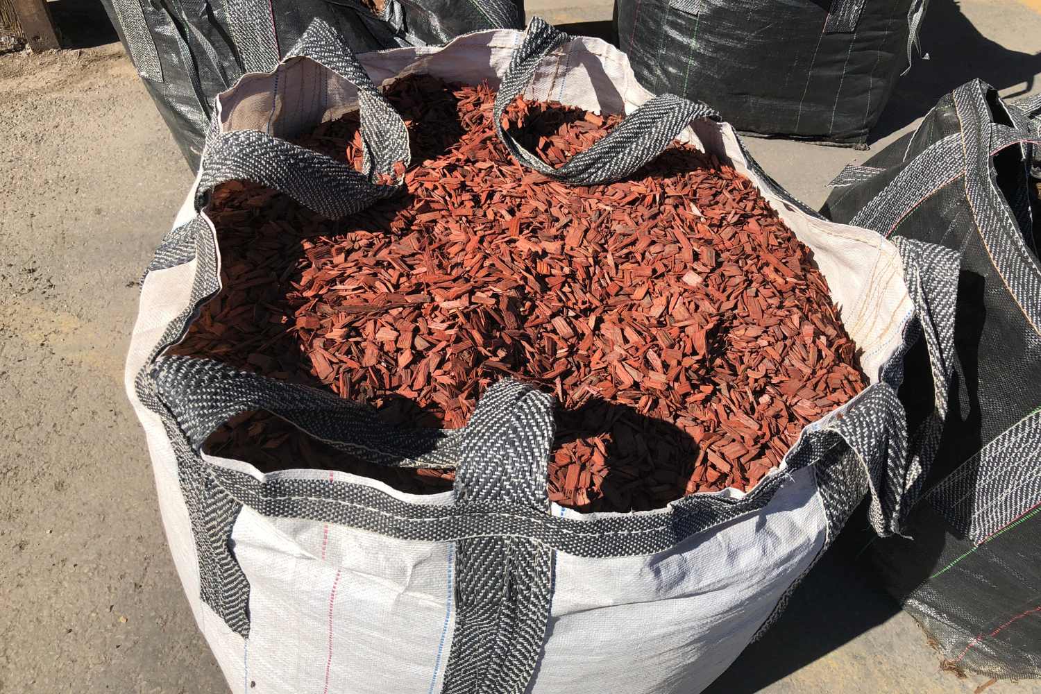 Synthetic mulch bags