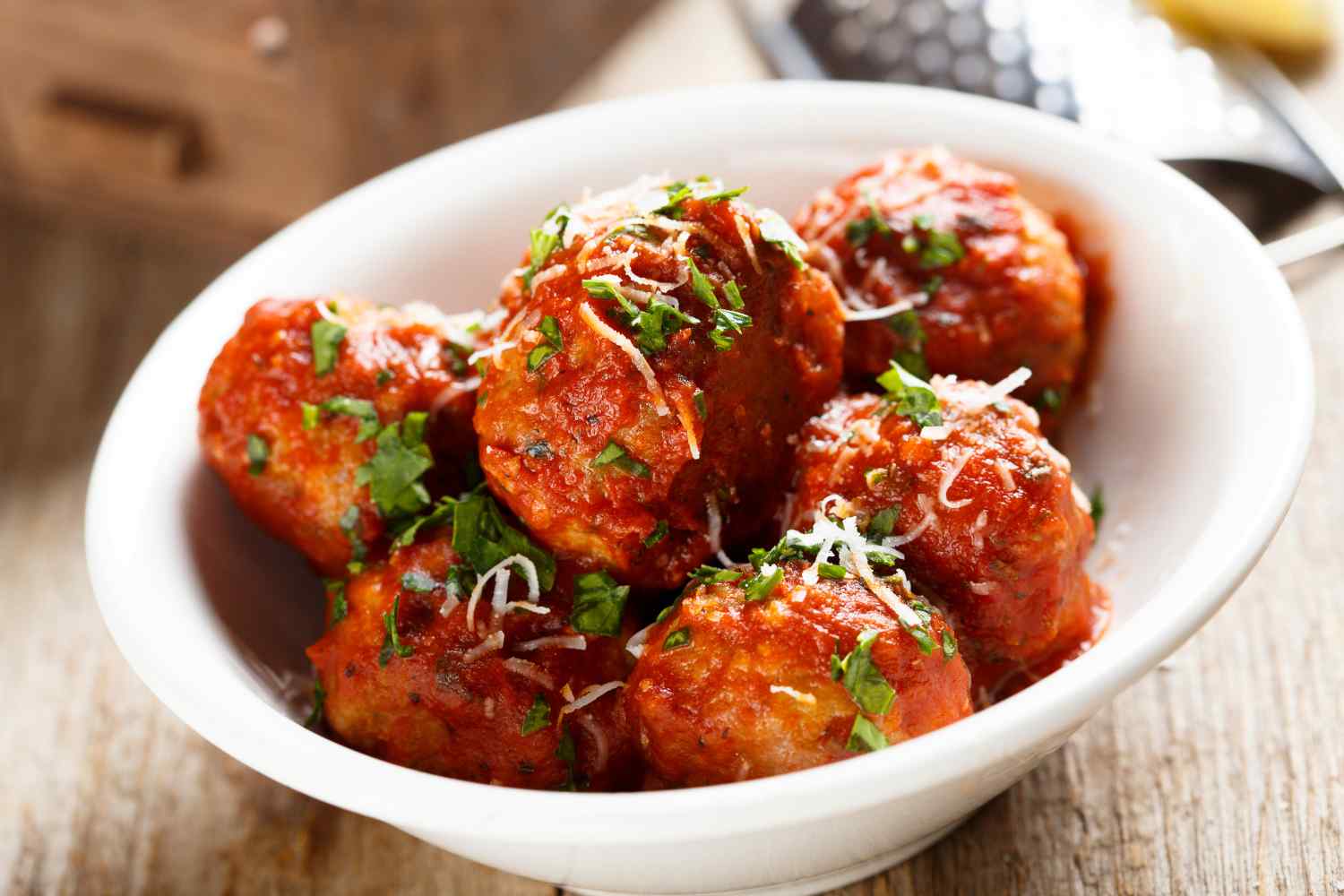 Ricotta meatballs with sauce