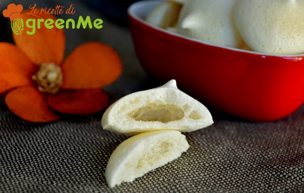 vegan meringues with faba water 3