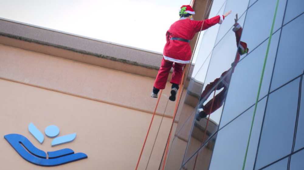 Santa Claus Baby Jesus 2