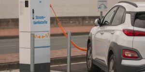 Bonus for electric columns up to 8000 euros, today is click day: how to request the contribution for private individuals and condominiums