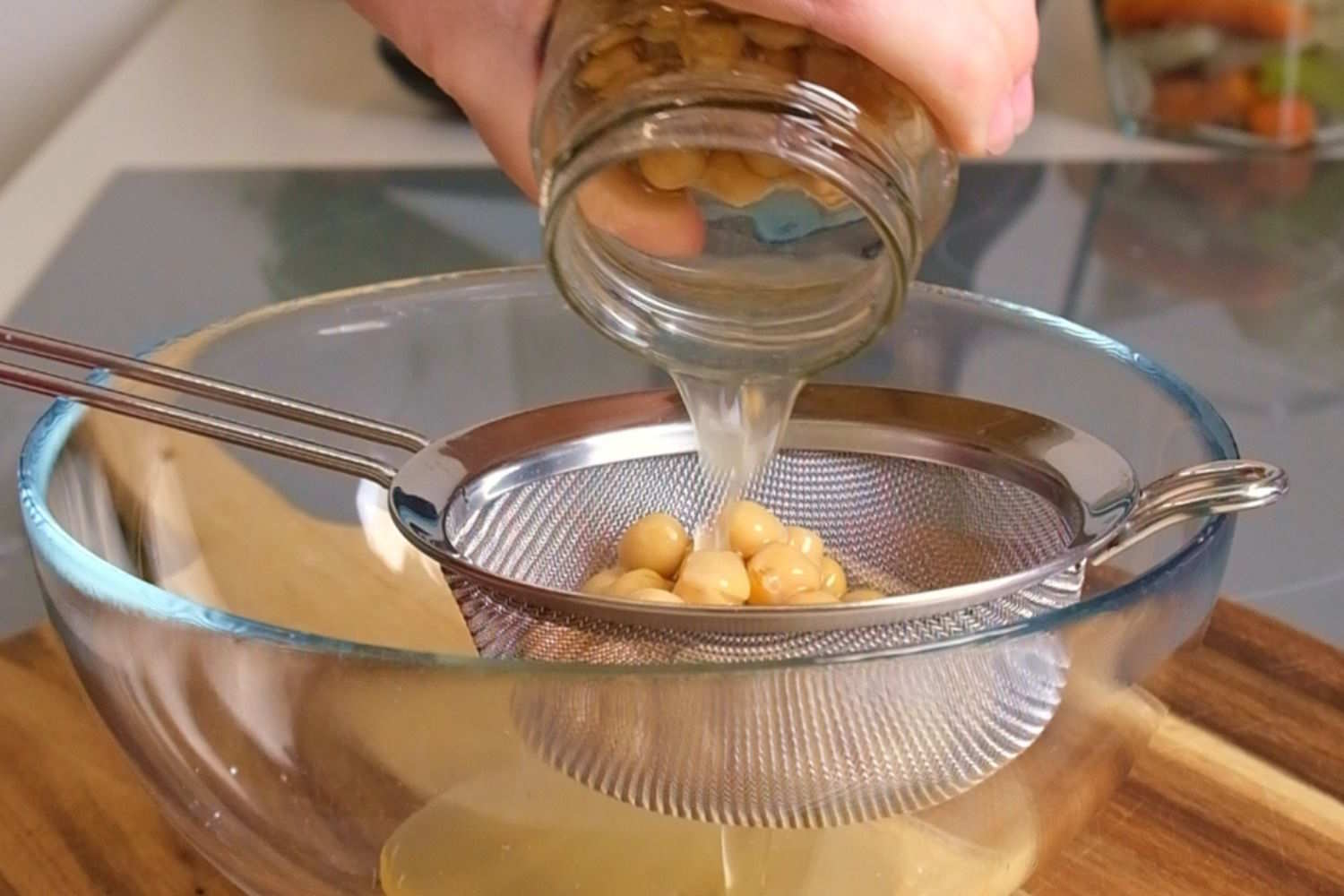 preparation 3 hummus by thermomix