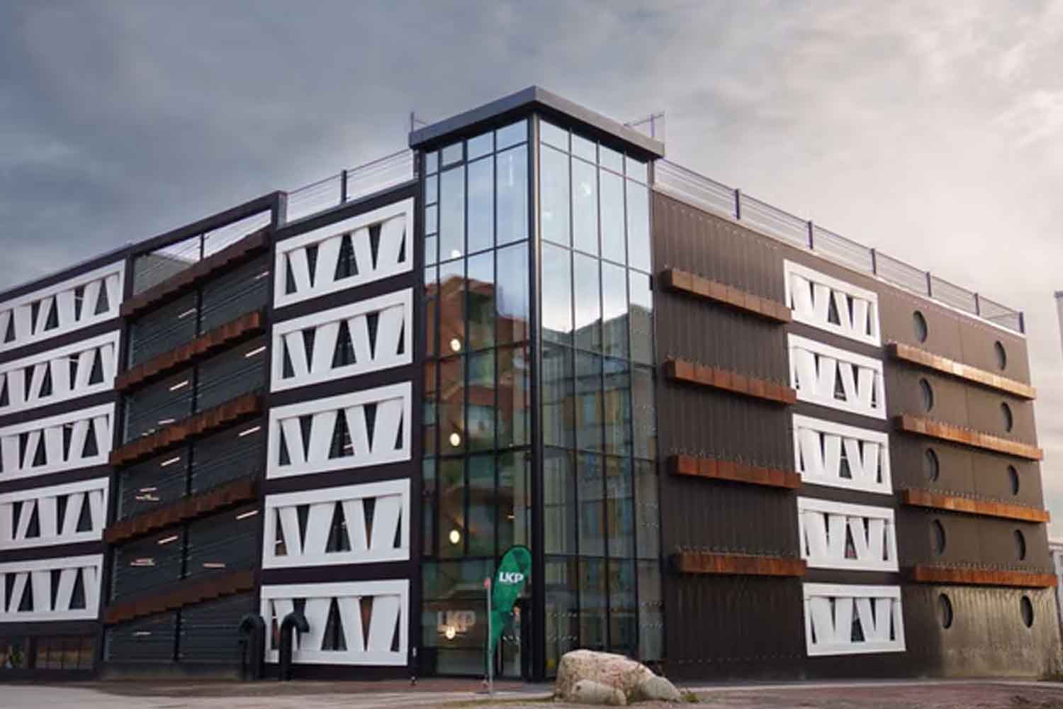 pale eoliche riciclate - Hadil El-Imam