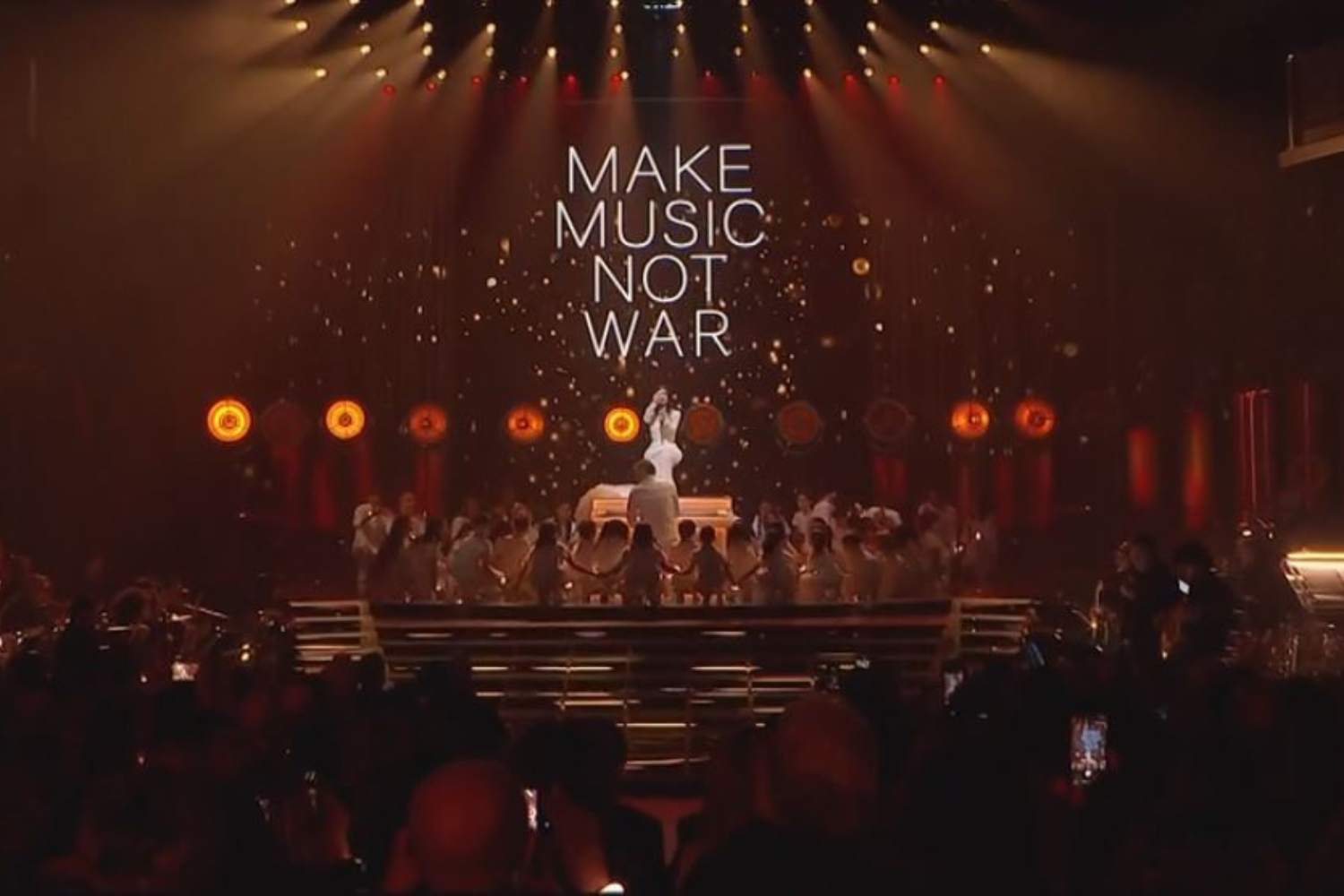 laura pausini heal the world