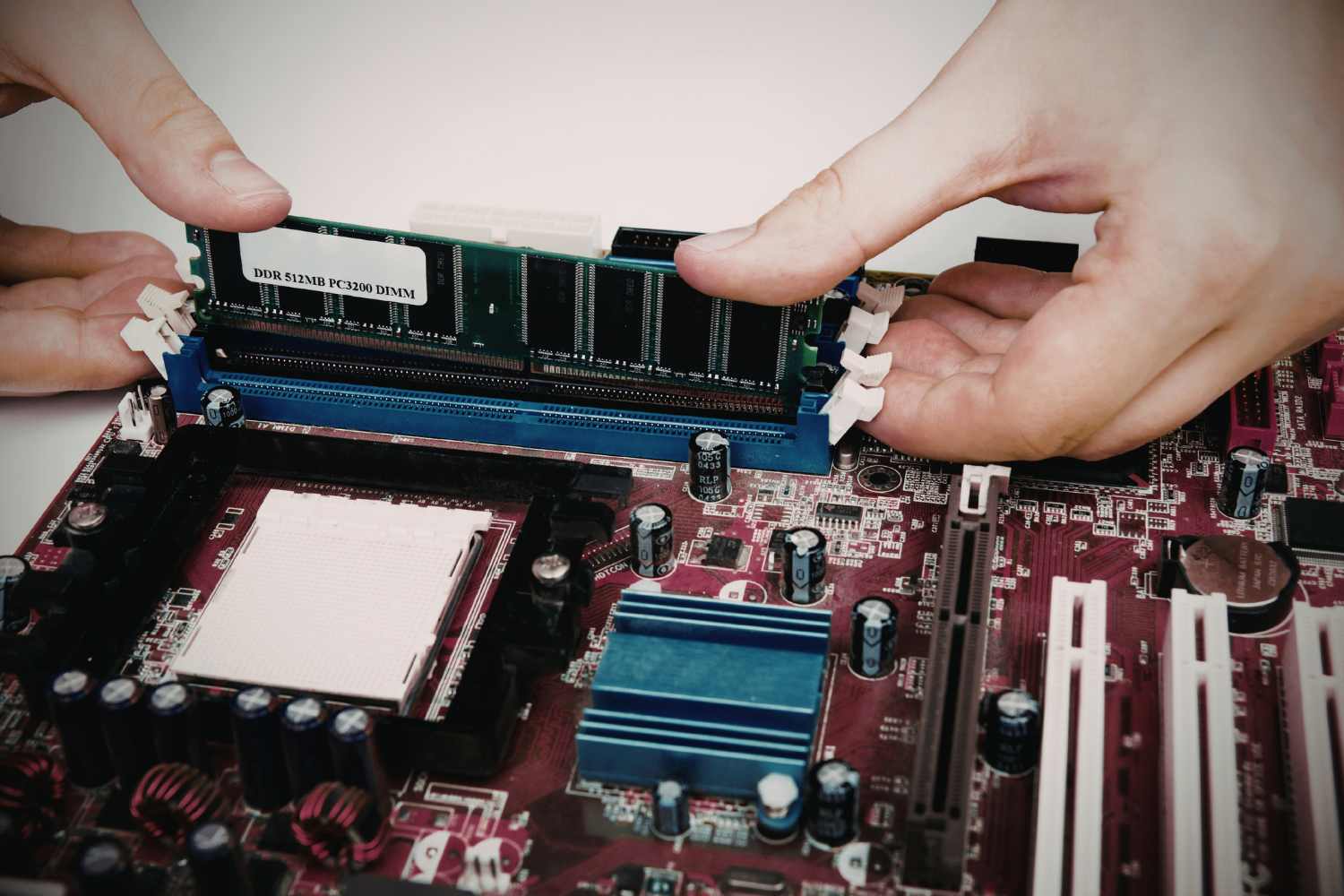 aumento prezzi RAM SSD