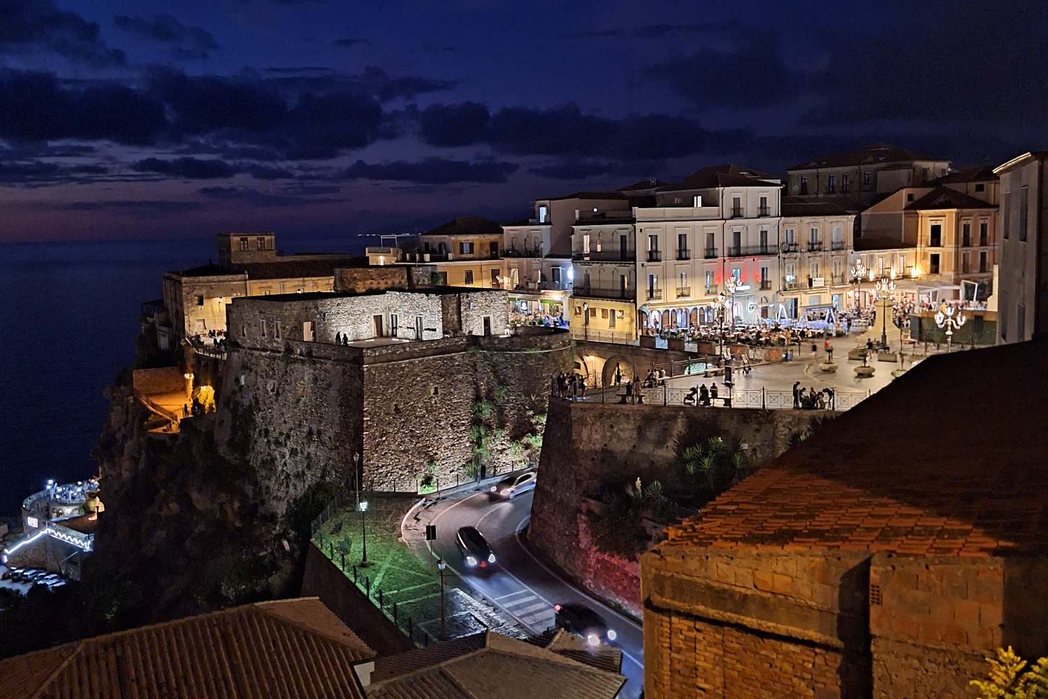 Pizzo Calabro, what you absolutely must see in the splendid village overlooking the sea (in addition to tasting the iconic ice cream truffle)