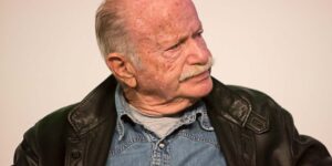 Goodbye to Gino Paoli, the poet of Italian song, voice of “Sapore di sale” and “Il cielo in una stanza” has passed away