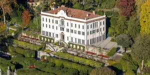 On Lake Como there is a nineteenth-century villa with a fairytale garden and works of art: it reopens today and is unmissable