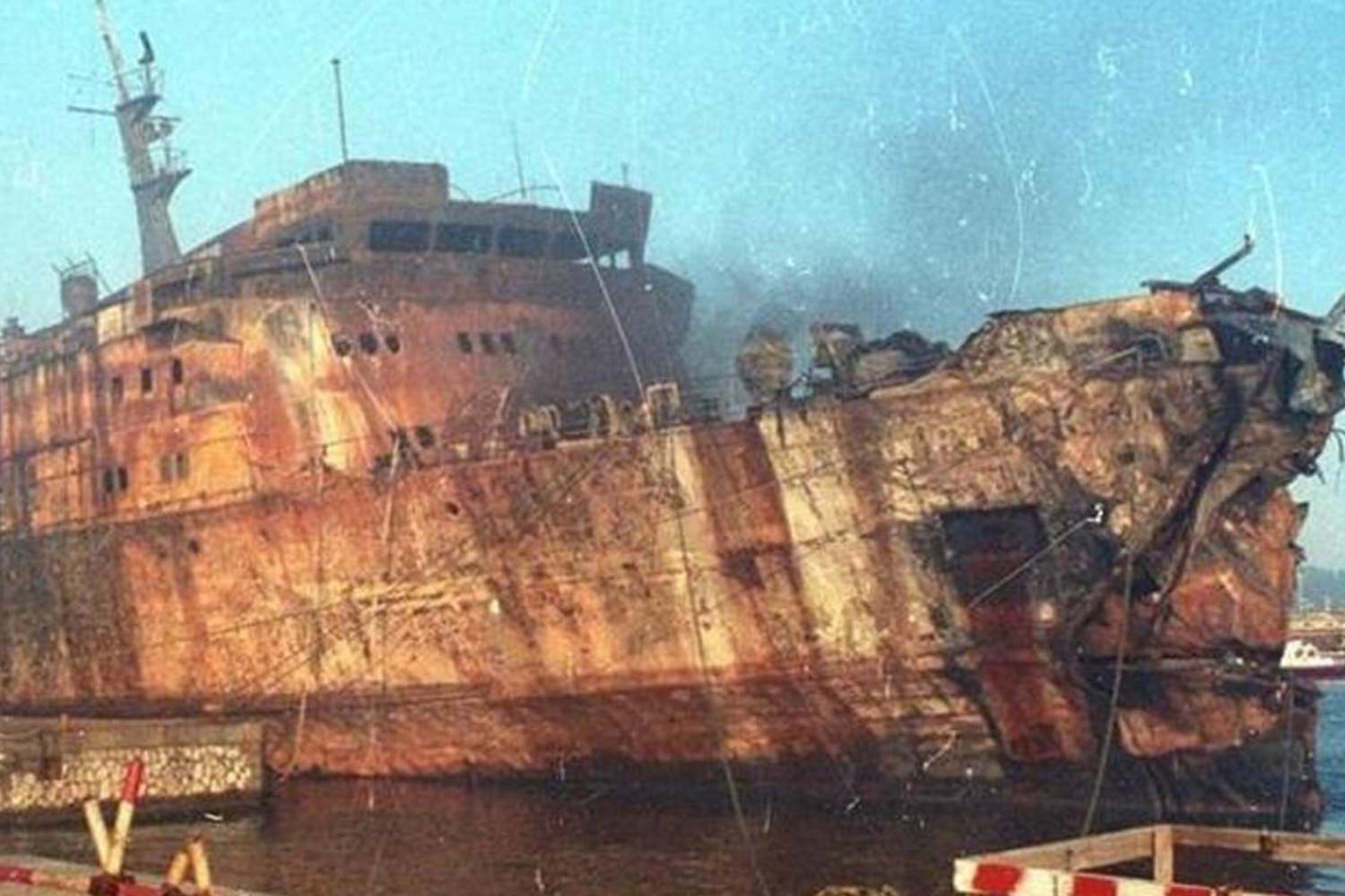 The Moby Prince disaster and those 140 deaths burned alive by oil: 35 years without truth (and without culprits)