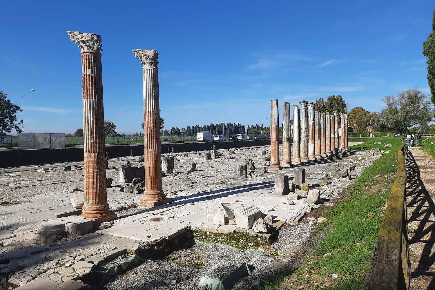 I'll take you with me to Aquileia, the "Second Rome" of Friuli (among mosaics and ancient remains of the Empire)