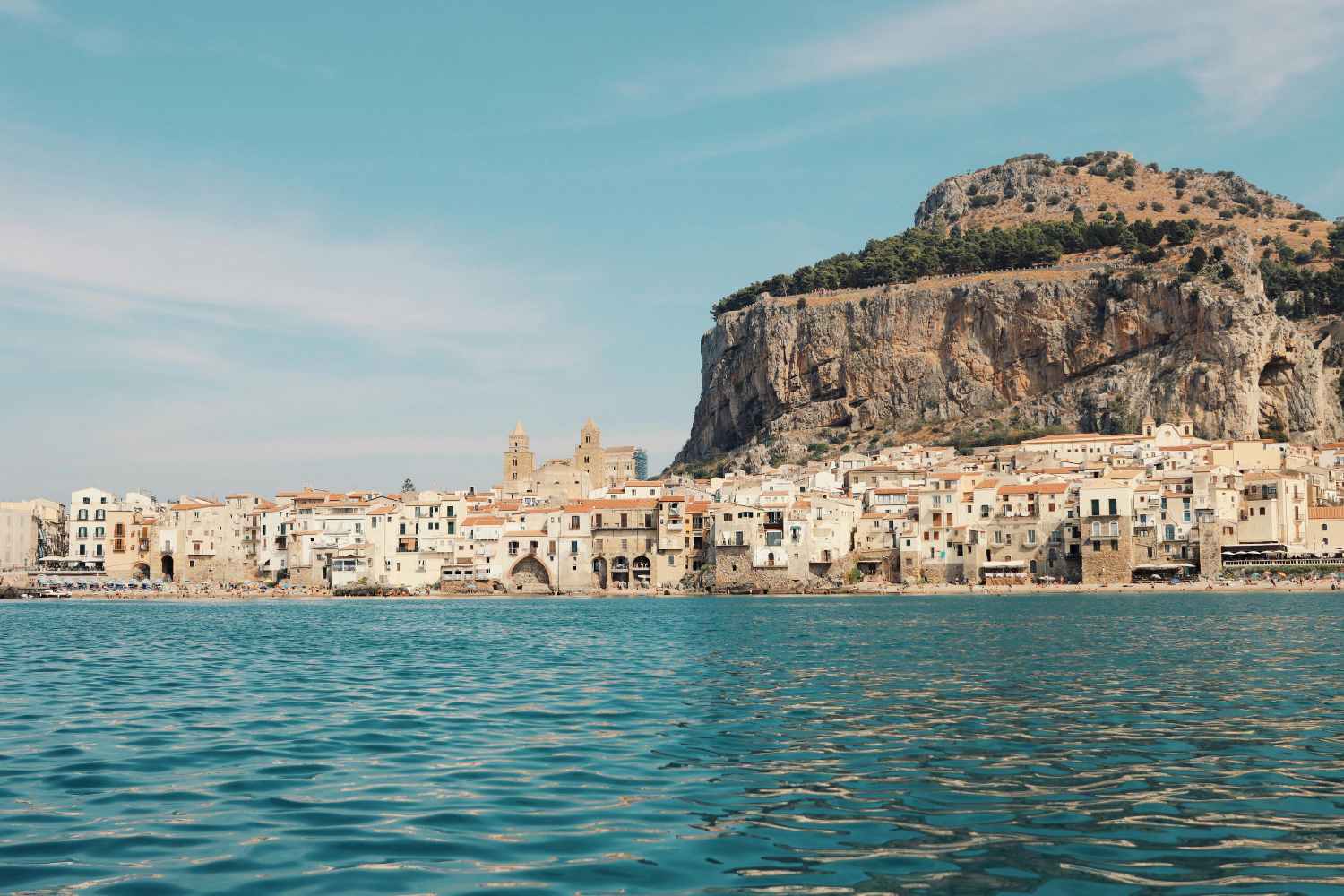 Finally the EU is thinking about its islands and coasts with an unprecedented plan against depopulation and the climate crisis