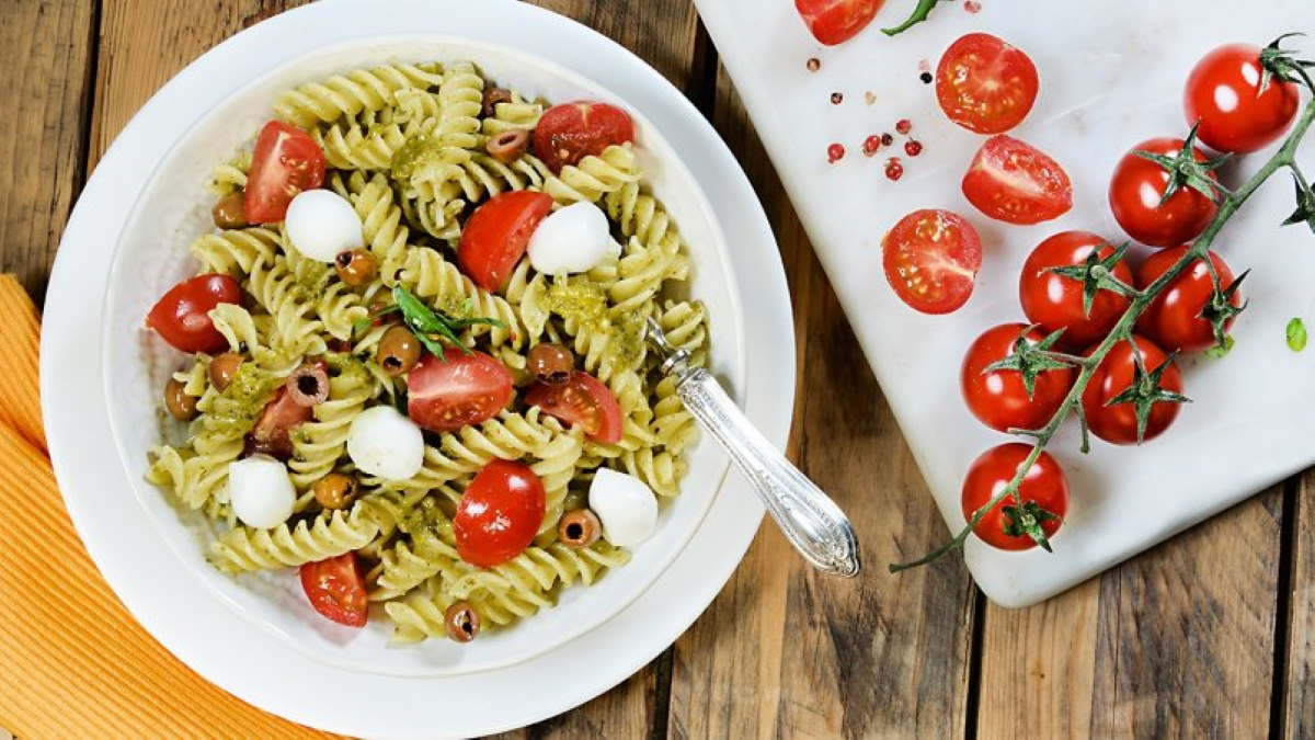 fusilli-pesto-arugula