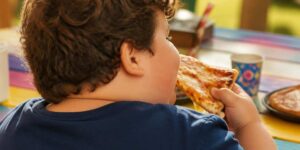 Pizza, pasta, potatoes, proteins and bread: the 5 Ps behind the childhood obesity alarm in Italy, but is the Mediterranean diet really lost?