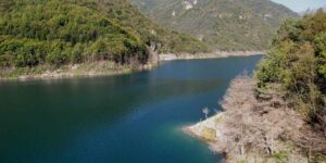 This lake looks like a Norwegian fjord, but it is located in Lombardy and hidden in the Alps