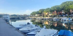 I’ll take you with me to Grado to discover the Island of the Sun, between the canals of the lagoon and a medieval historic center