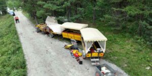 Horse-drawn carriage crashes into a tree: one victim and 12 injured (two of them very seriously) in Switzerland