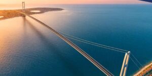 Bridge over the Strait, nothing more than a “green light”: 353 pages highlight critical issues on seismic faults, wind and rising seas