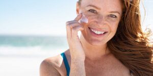 First sunscreen or makeup? What is the right order to really protect your skin (and the mistakes not to make)