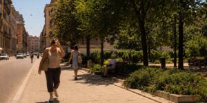 Heat waves are measured in days. But the real risk is in the hours