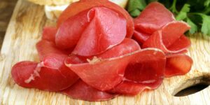 If you really have to eat bresaola, these are the best you can find in the supermarket (according to Gambero Rosso)