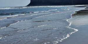 If you see these “square waves” at sea, stay away from them and get out of the water immediately: they are more dangerous than you imagine!