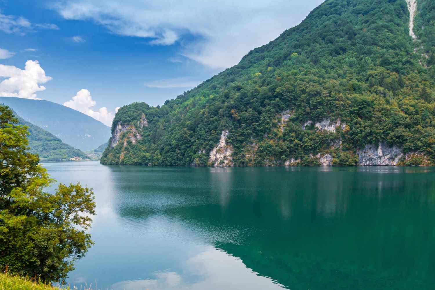 Lago del Corlo