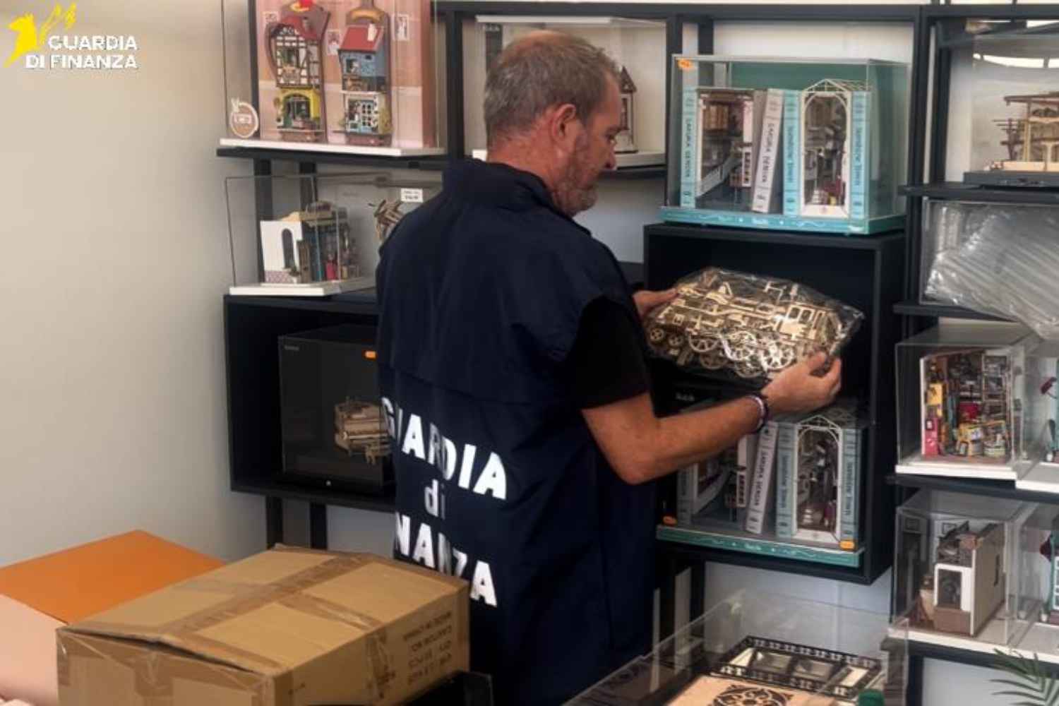 giocattoli sequestrati gdf