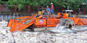 Philippines submerged in waste after monsoon rains: over 100 trucks of plastic and debris collected in Parañaque