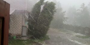 Turning point after the extreme heat: thunderstorms and strong hailstorms in the North, Milan locked down due to the weather alert