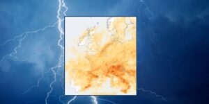 We are the most struck (literally): with 300,000 cloud-to-ground lightning strikes in 3 months, Italy is the most affected country in Europe