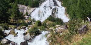 Our dream weekend in Val Formazza between the spectacular Lake Morasco and the majestic Toce waterfall, one of the highest in Europe