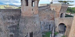 I’ll take you to discover the most hidden Marche: 4 timeless villages that will leave you breathless