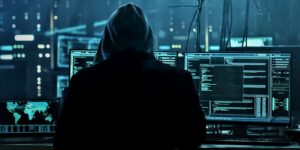 Revolut, the data of hundreds of customers on sale for 300 thousand dollars: hackers are now targeting account holders