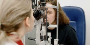 A gel that costs a few cents has restored sight to 7 out of 8 patients who had lost it