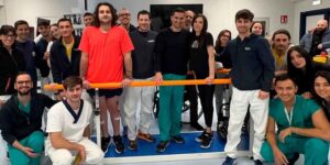 Spinal cord injuries: 4 patients are able to walk again thanks to an innovative all-Italian technique