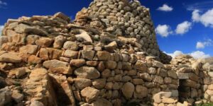The nuraghi of Sardinia nominated for UNESCO: the process has begun to include the Giants’ Tombs and the Sacred Wells among the World Heritage Sites