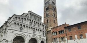 We have been to Lucca and I will explain to you why it is worth visiting the city of a hundred churches and walking on its historic walls