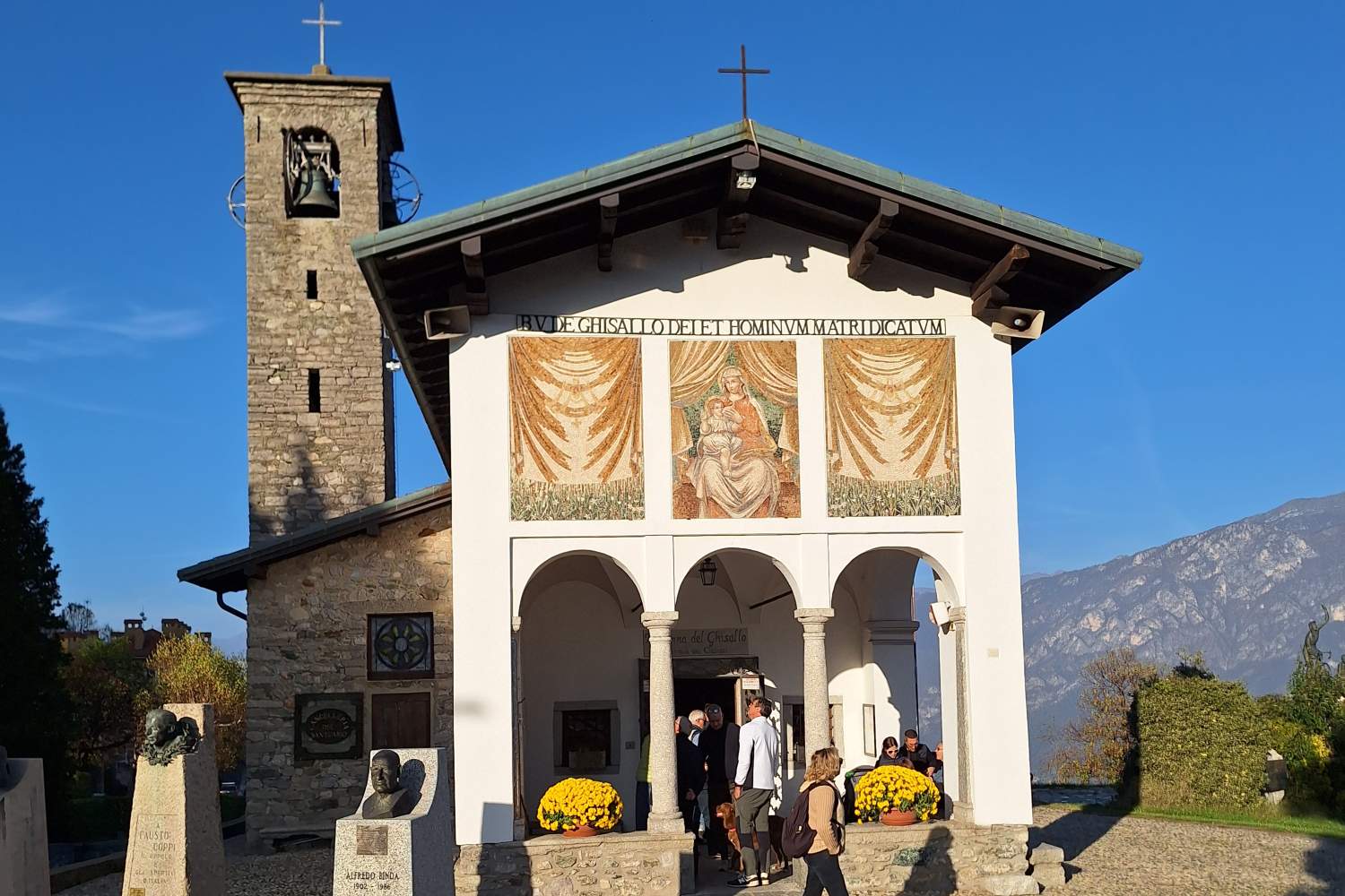 We climbed the iconic Ghisallo climb on the trail of cycling legends to visit the famous sanctuary and the museum with historic bikes