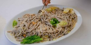 Real pizzoccheri are made like this: the traditional recipe kept in Teglio, in the heart of Valtellina