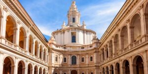 After years of closure, the church of Sant’Ivo alla Sapienza has returned to shine: Borromini’s masterpiece can now be visited for free