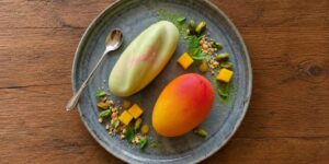 Everyone is crazy about realistic fruit: desserts that look like real fruit are now arriving at Lidl too (mango and pistachio)