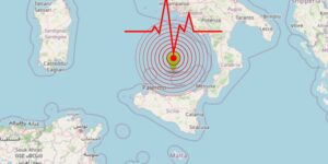 The earth trembles off the coast of Palermo, the strongest earthquake of magnitude 5.0 (felt throughout Sicily)