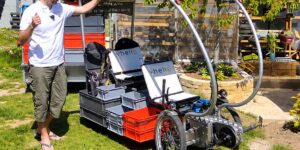 This unusual three-wheeled solar car comes home in a kit and assembles like LEGO in just 2 days