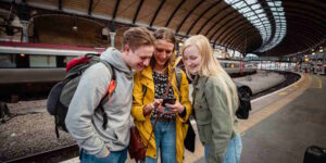 Traveling in the digital age: less waste and new opportunities for those leaving abroad